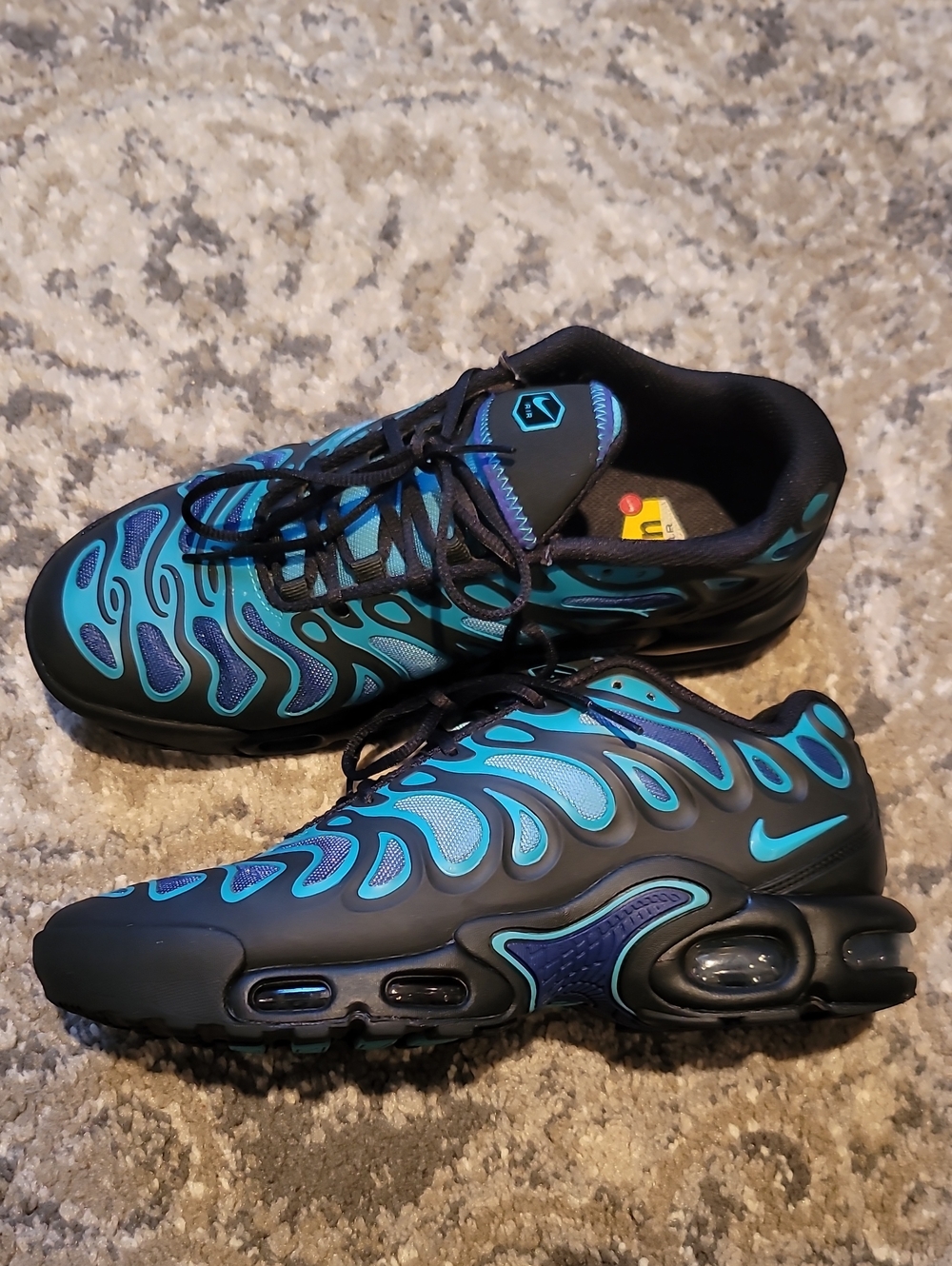 Nike Men’s TN Air Max Plus Sneakers in Teal and Black
